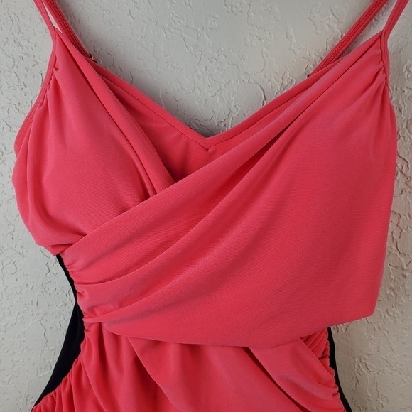 Aqua Green Swimsuit Womens Size Small Coral Black One-piece Adjustable Straps - Picture 5 of 12